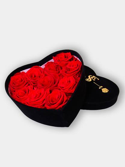 Black heart velvet box